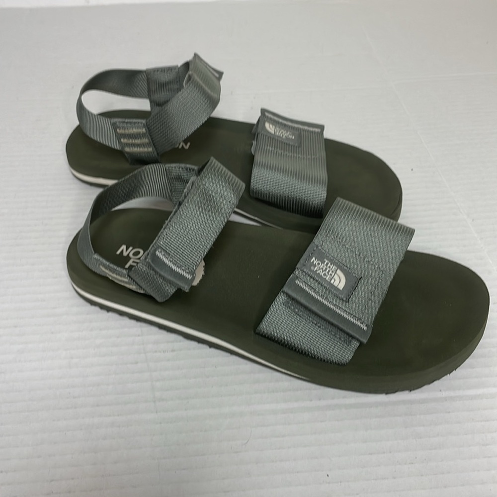The North Face Skeena
Sandals Agave Green
Women's Size 7 - Picture 2 of 6